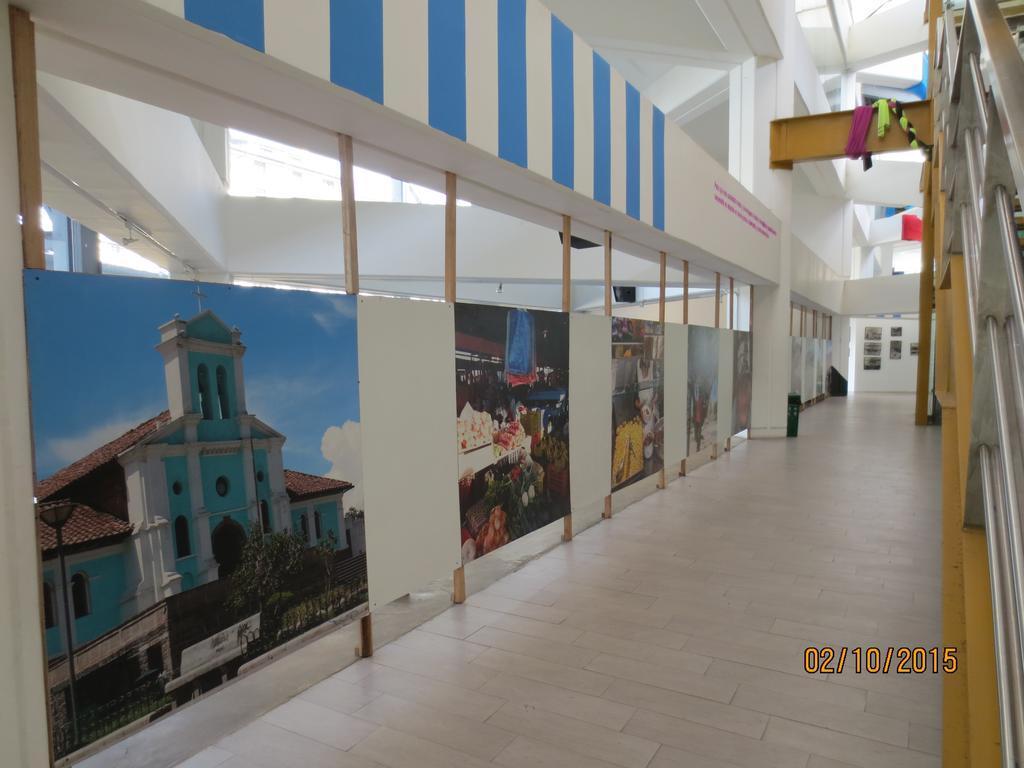 Hotel Cumanda Alfaro ภายนอก รูปภาพ