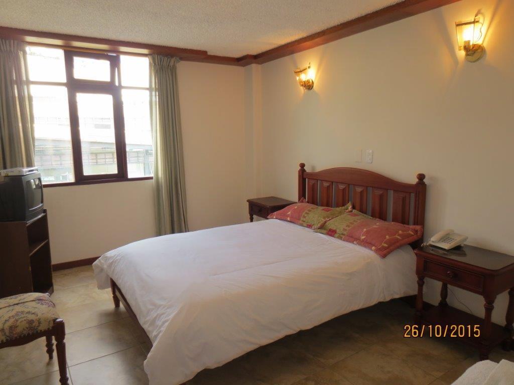 Hotel Cumanda Alfaro ภายนอก รูปภาพ