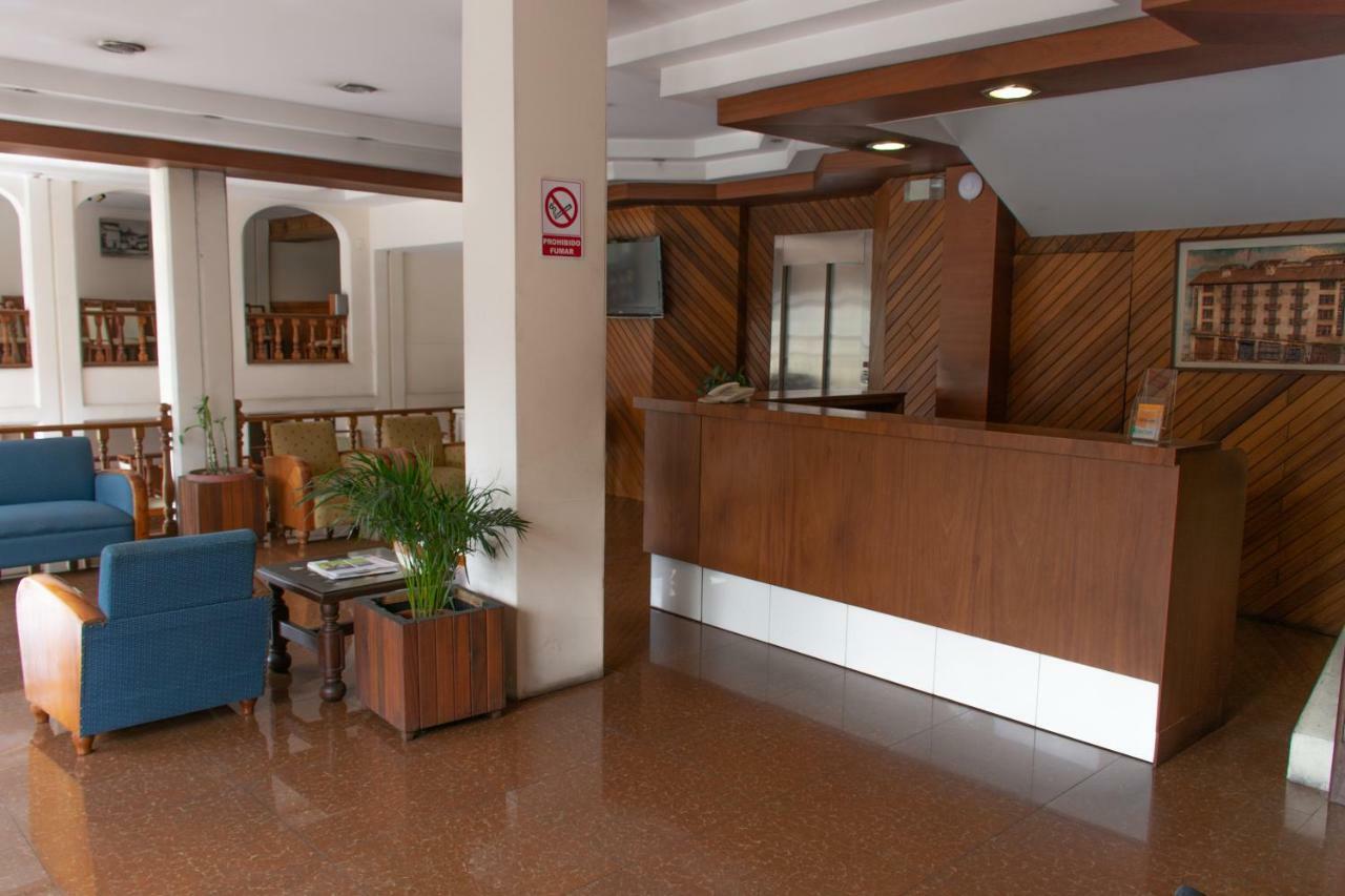 Hotel Cumanda Alfaro ภายนอก รูปภาพ