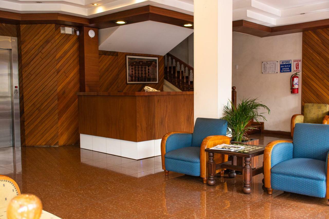 Hotel Cumanda Alfaro ภายนอก รูปภาพ