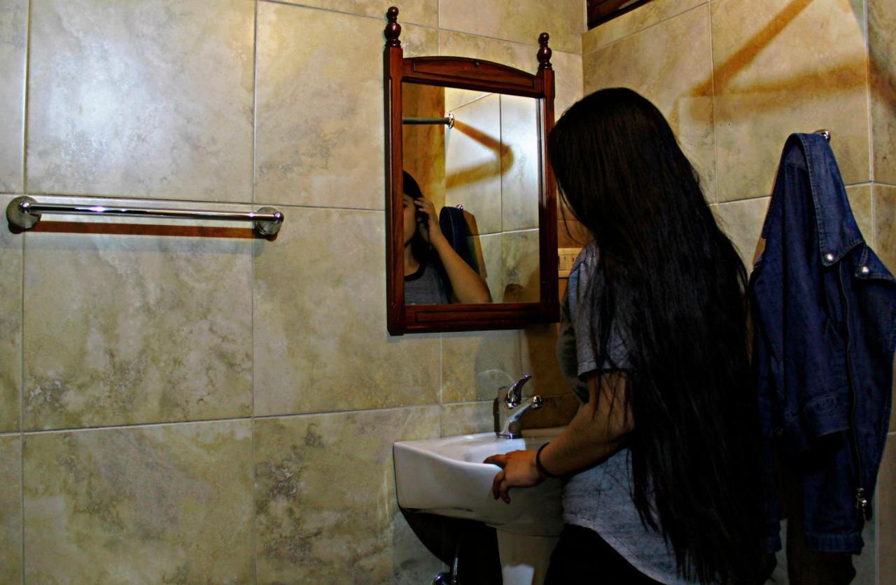 Hotel Cumanda Alfaro ภายนอก รูปภาพ